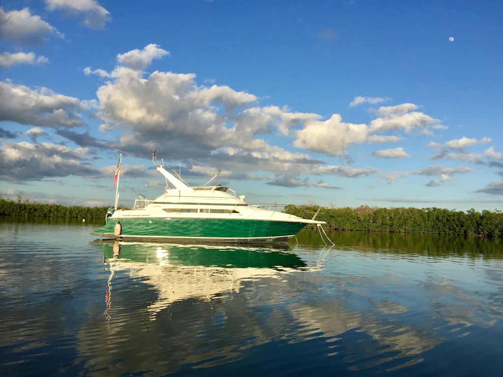 Key Largo Houseboat Rental